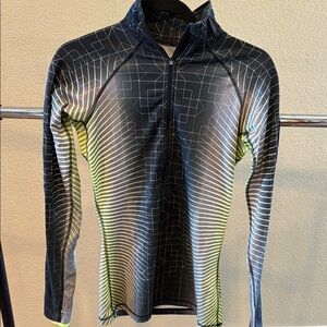 Nike Geometric Pattern Long Sleeve Athletic Zip Top - Black & Neon Green